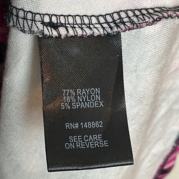 Torrid Women’s Mini Studio Luxe Floral Printed Ponte Knit Mini Dress Size 1X - Picture 7 of 13